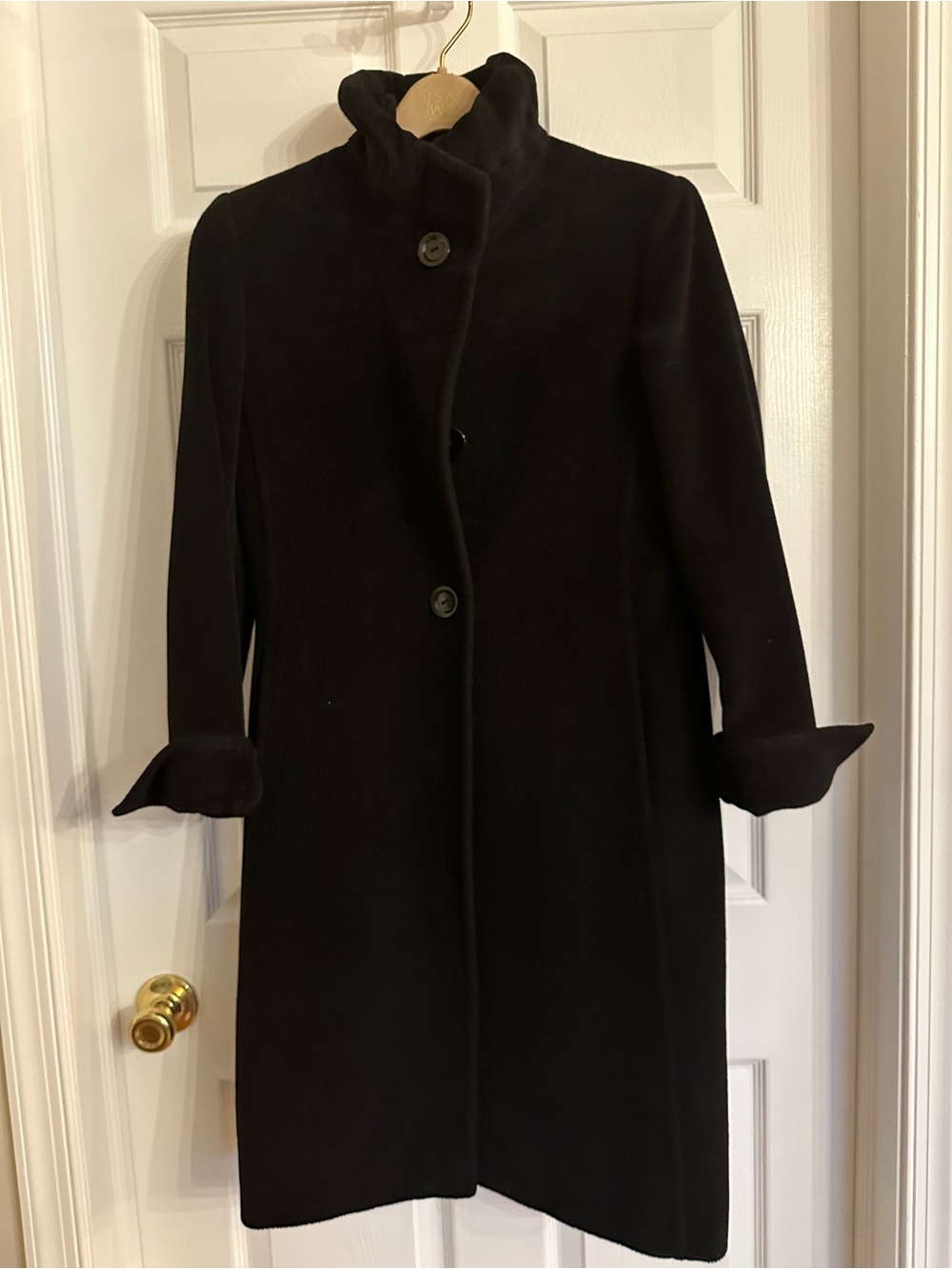 Women's luxurious Cinzia Rocco Black Long Wool Coat
